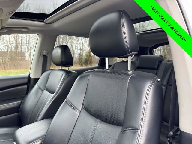 Used 2020 Nissan Pathfinder Platinum w/ Cargo Package image 6