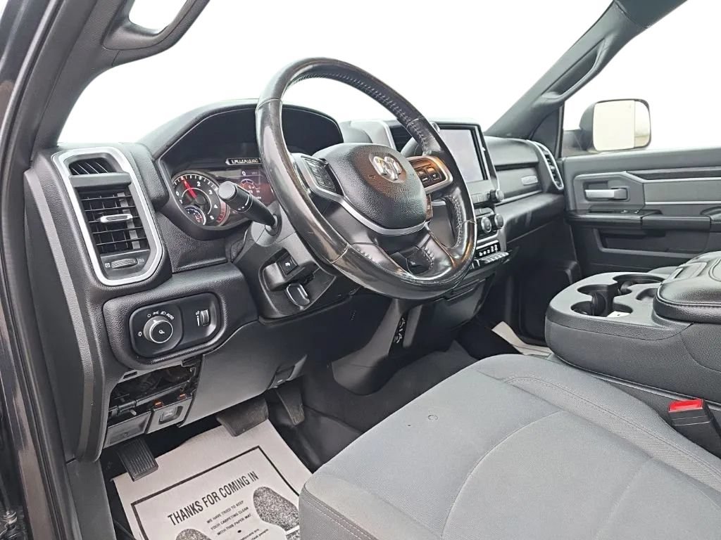 Used 2021 RAM 3500 Big Horn w/ Level 2 Equipment Group AWD/4WD image 16