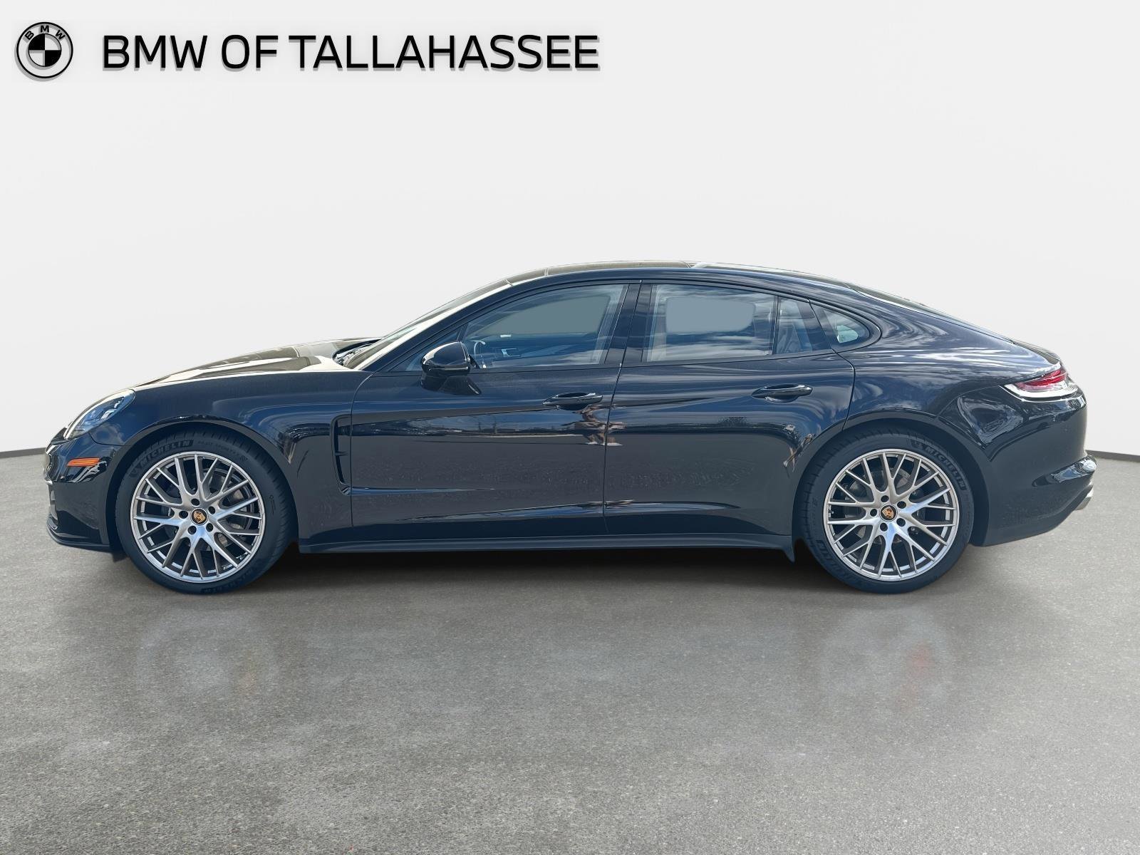 Used 2022 Porsche Panamera image 8
