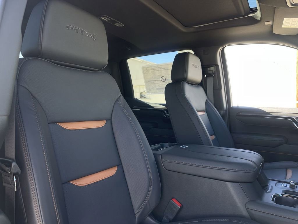 New 2026 GMC Sierra 1500 AT4 w/ AT4 Premium Package AWD/4WD image 28