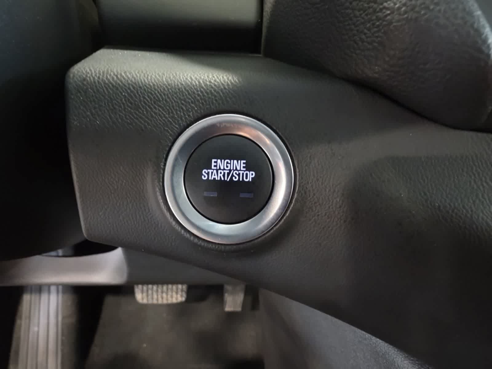 Used 2024 GMC Terrain SLE w/ Driver Convenience Package AWD/4WD image 24