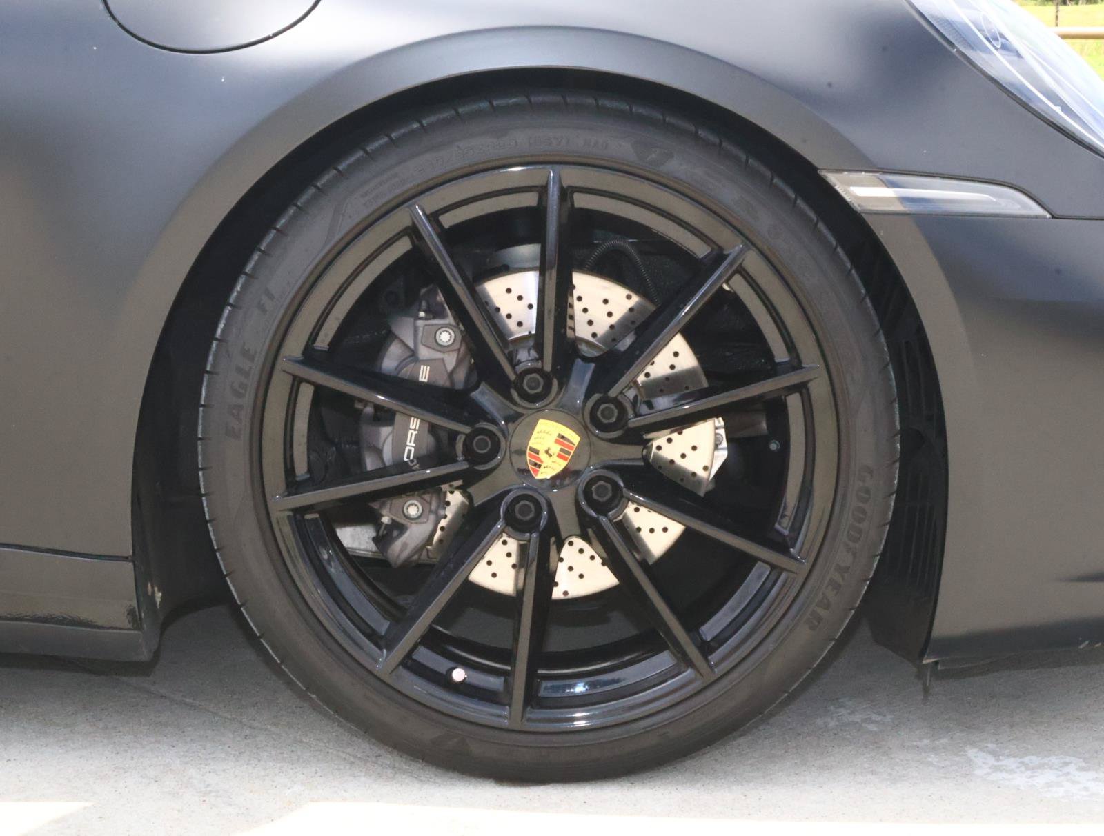 Used 2022 Porsche 911 Carrera RWD image 8