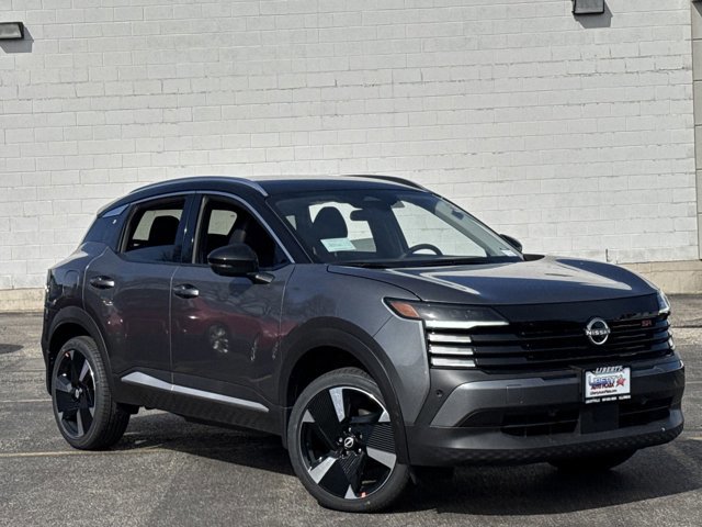 New 2025 Nissan Kicks SR image 2