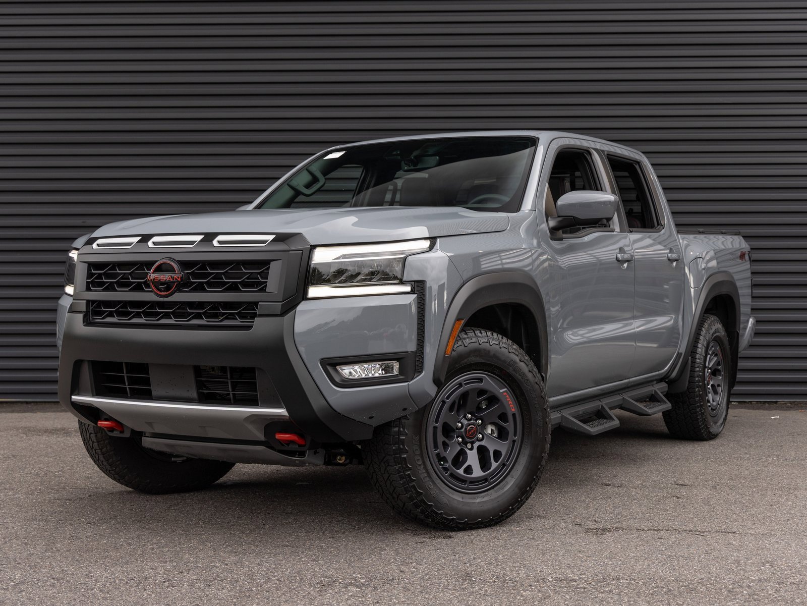 Used 2025 Nissan Frontier PRO-4X w/ Pro Premium Package
