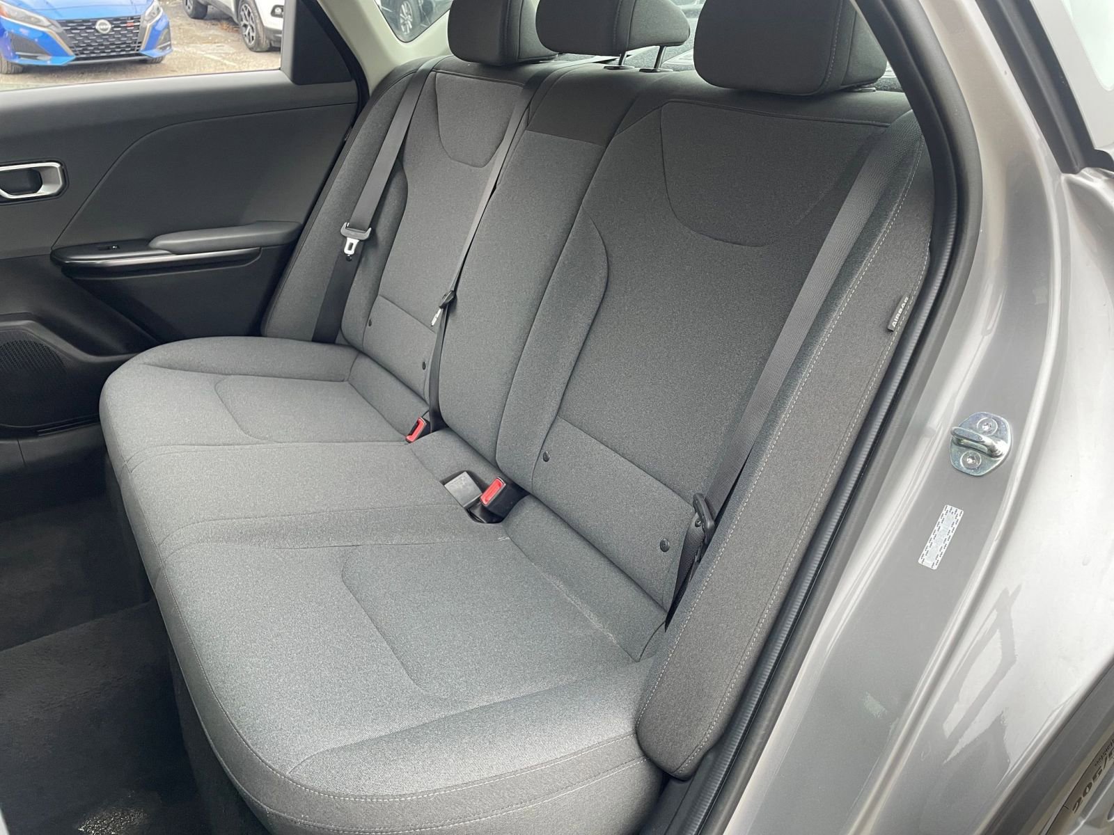 Used 2025 Kia K4 LXS image 38