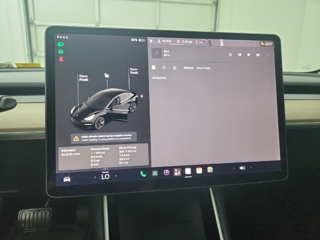 Used 2019 Tesla Model 3 Standard Range Plus RWD image 25