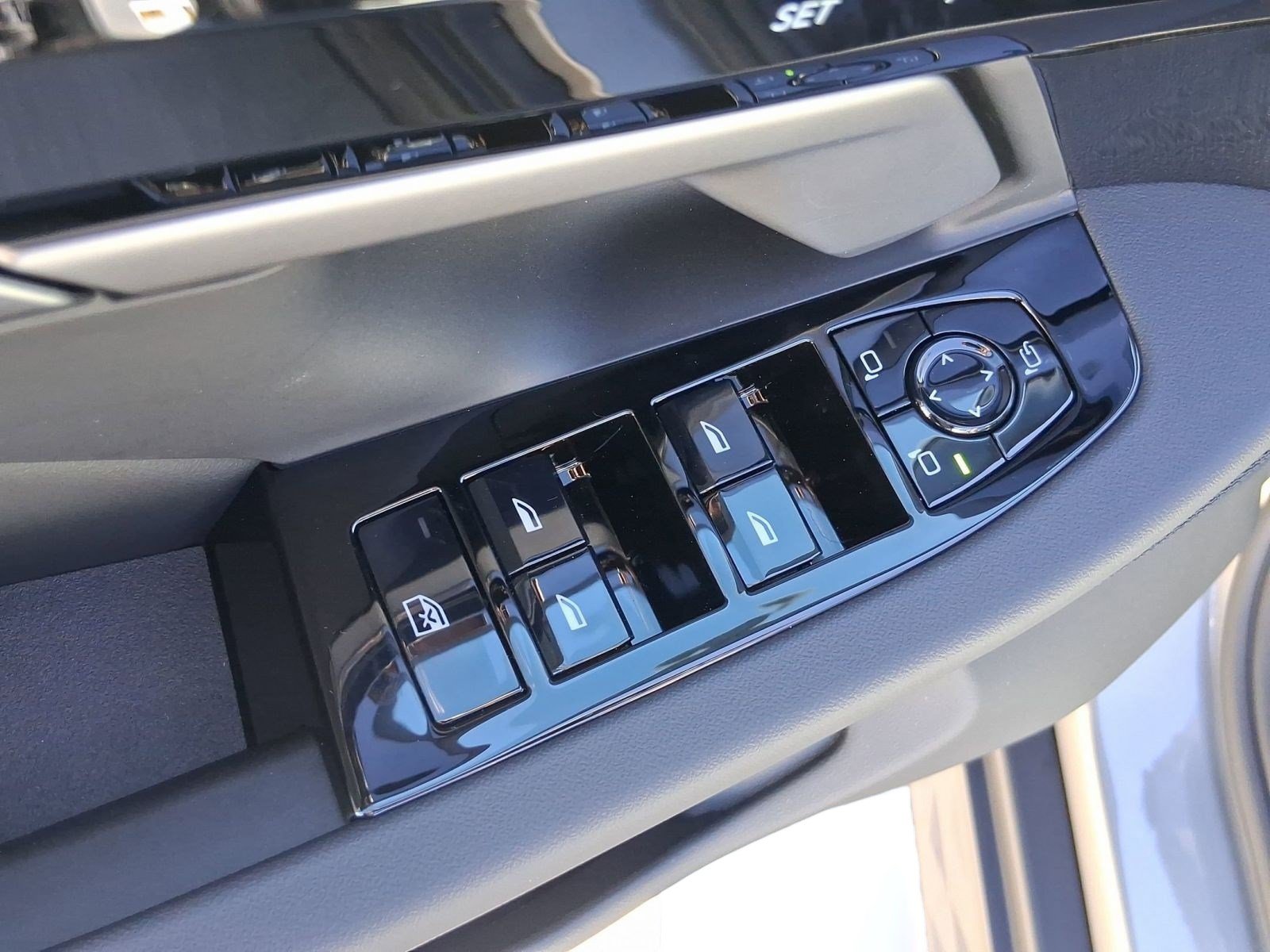 New 2026 BMW 530i w/ Premium Package RWD image 19