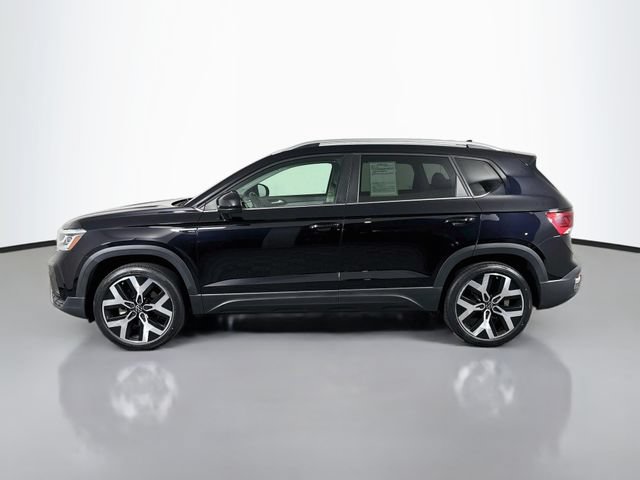 Certified 2023 Volkswagen Taos SEL AWD/4WD image 4