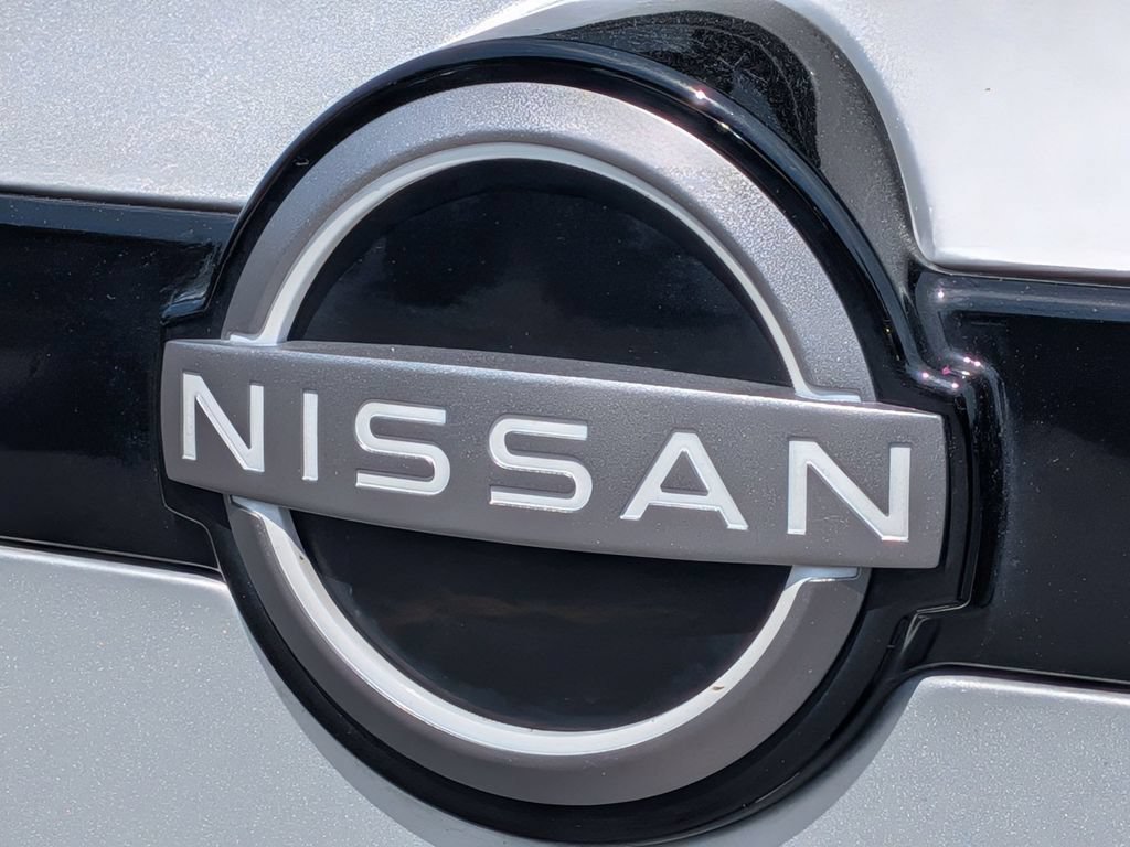 Used 2025 Nissan Pathfinder SV FWD image 28