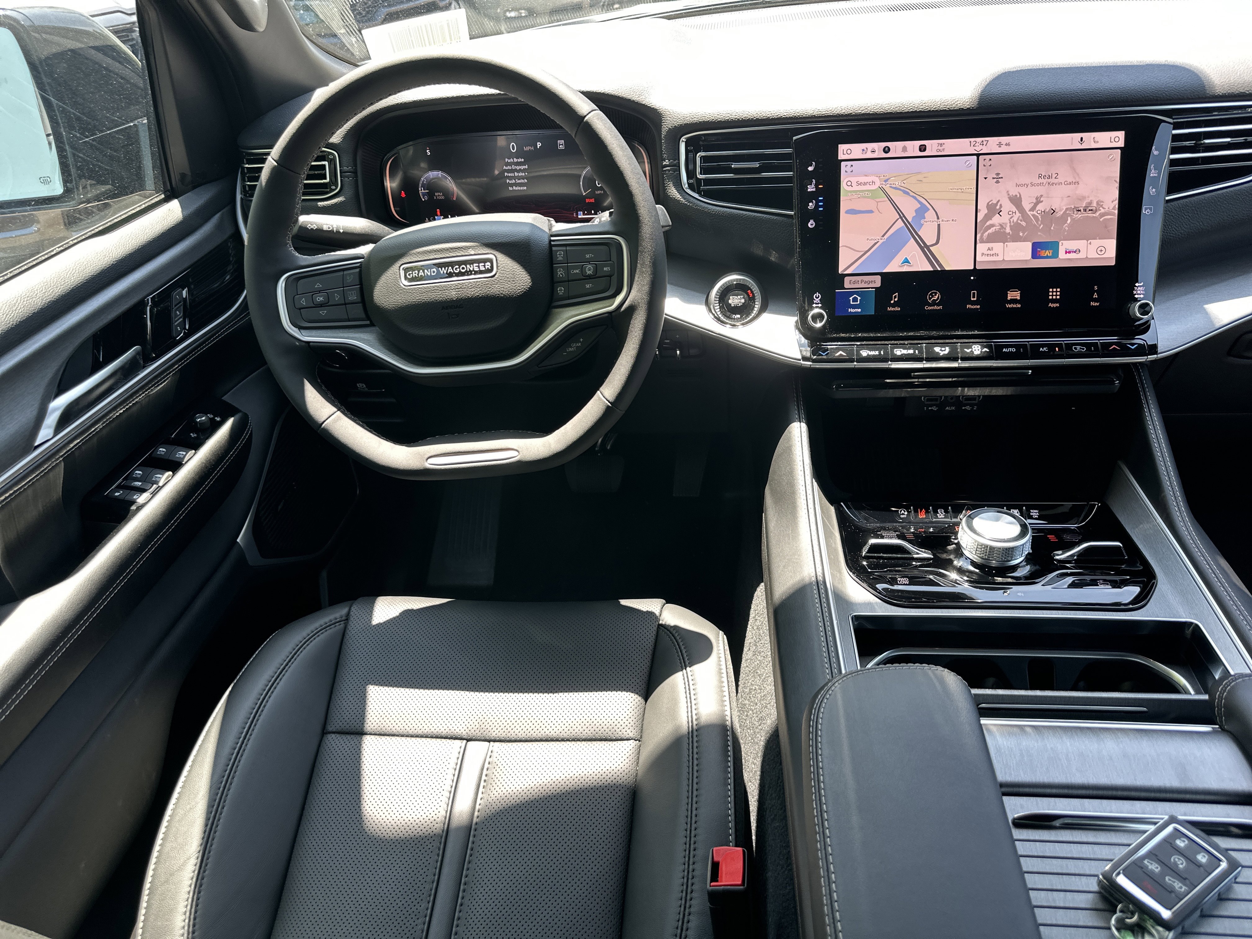 New 2026 Jeep Grand Wagoneer 4WD image 34