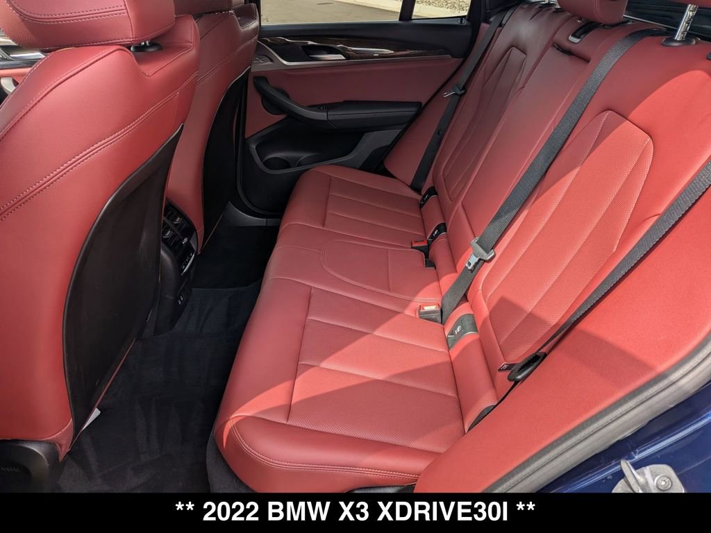 Used 2022 BMW X3 xDrive30i AWD/4WD image 3