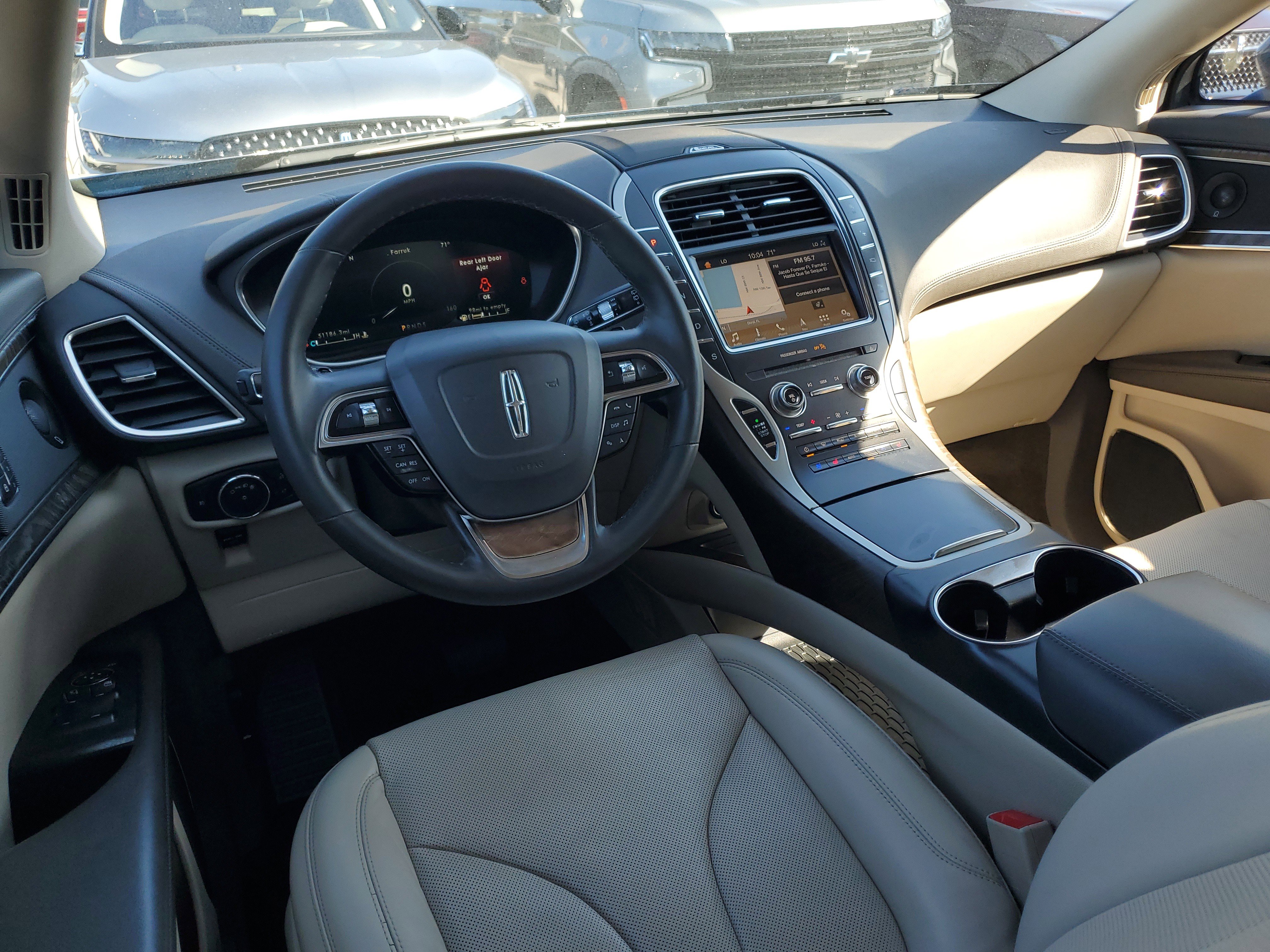 Certified 2019 Lincoln Nautilus Reserve image 10