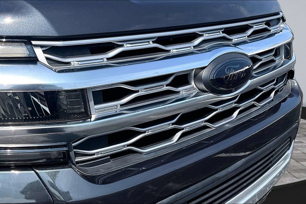 Used 2022 Ford Expedition Max Platinum AWD/4WD image 25