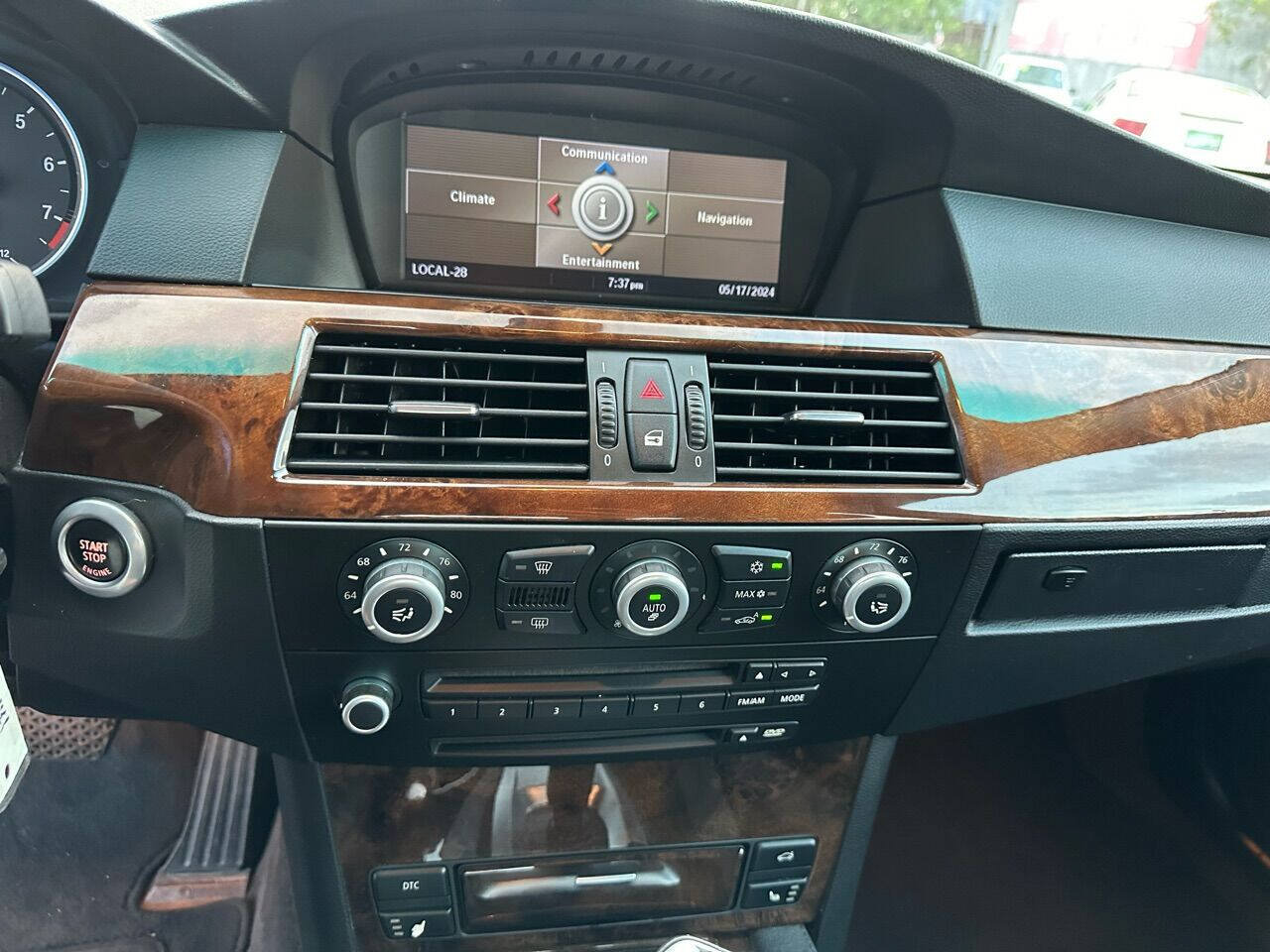 Used 2009 BMW 535i xDrive Sedan AWD/4WD image 16