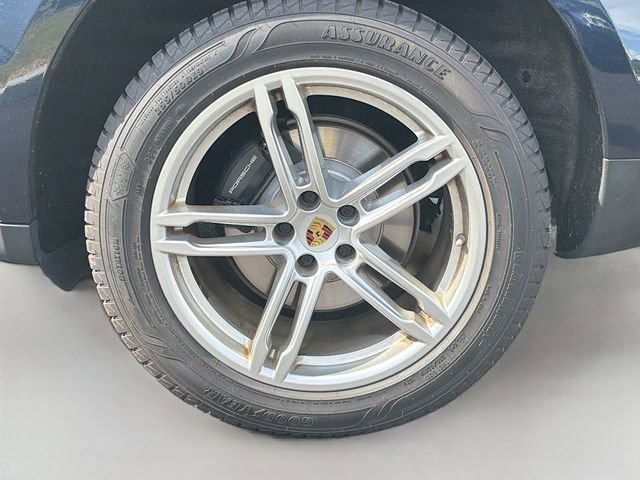Used 2019 Porsche Macan AWD/4WD image 30