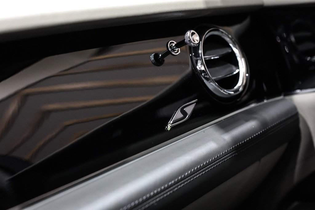 Used 2022 Bentley Bentayga S V8 image 48