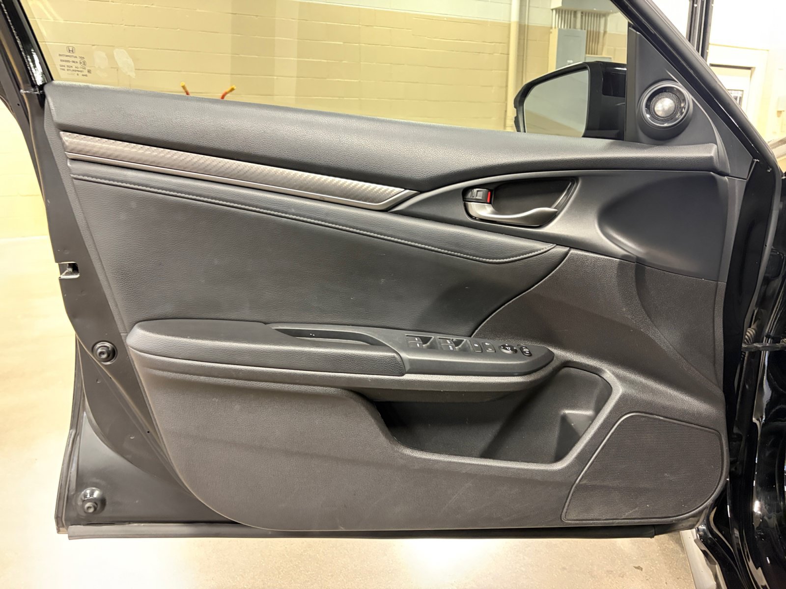 Used 2019 Honda Civic Sport Touring image 14