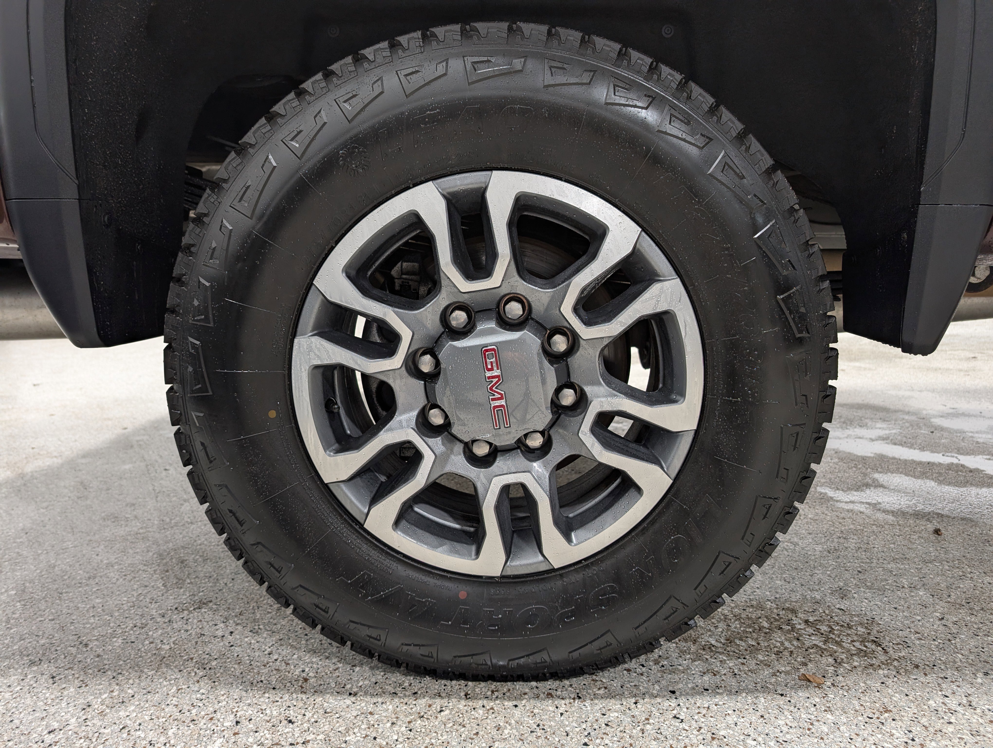 Used 2024 GMC Sierra 3500 SLE w/ SLE Value Package image 12