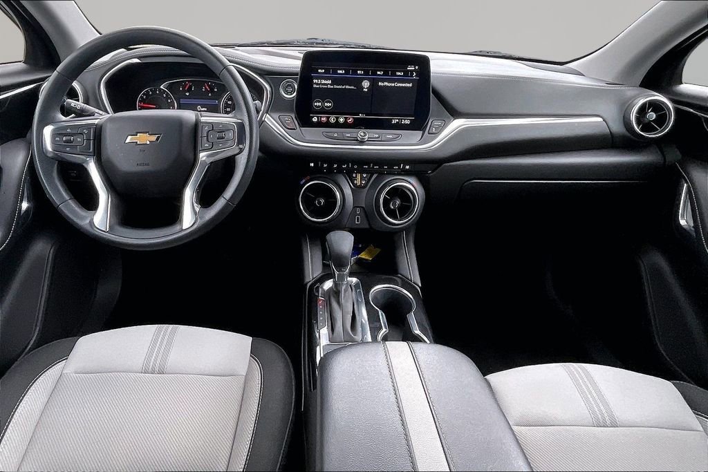 Used 2023 Chevrolet Blazer LT w/ Driver Confidence Package image 8