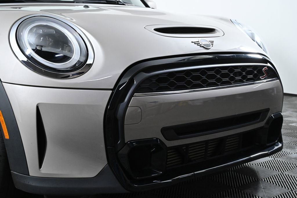 Certified 2024 MINI Cooper S image 5
