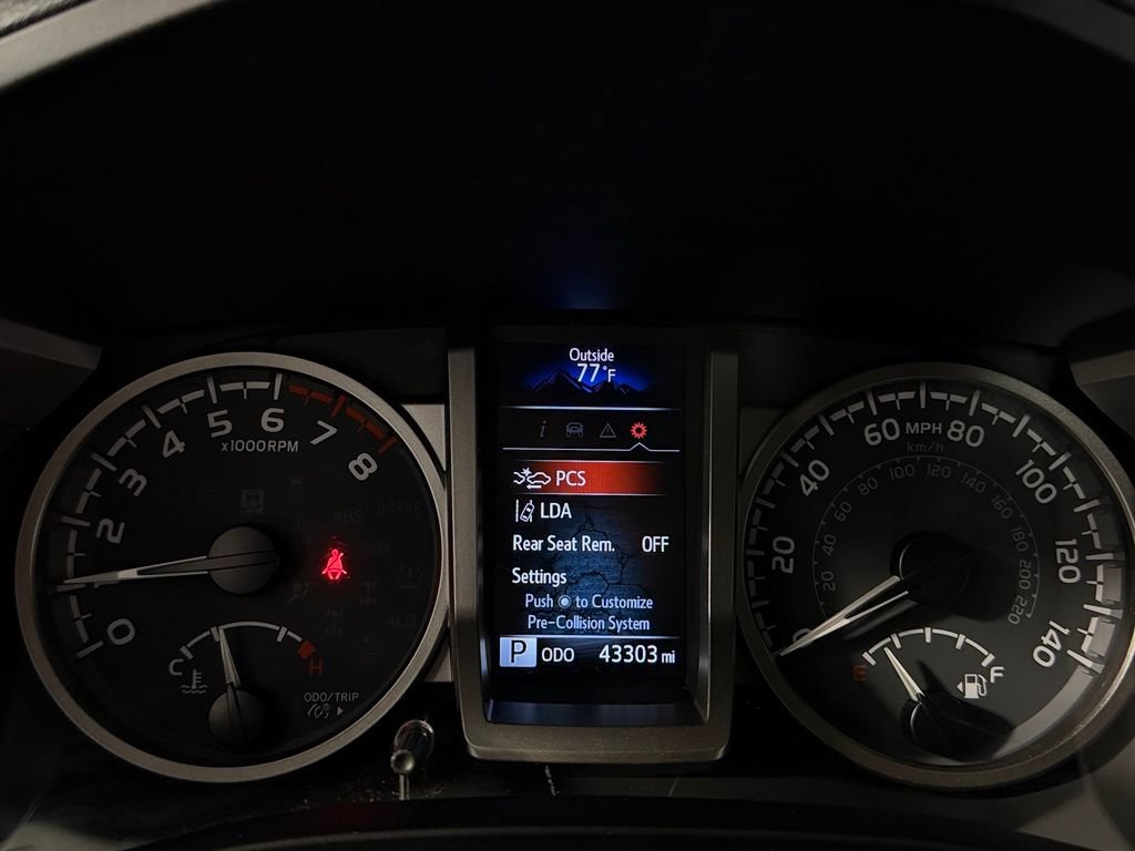 Used 2023 Toyota Tacoma SR5 AWD/4WD image 15
