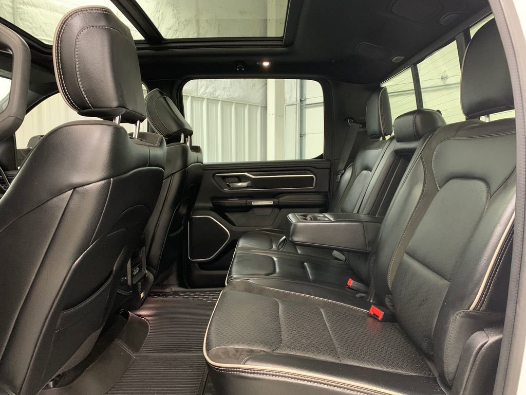 Used 2023 RAM 1500 Laramie AWD/4WD image 19