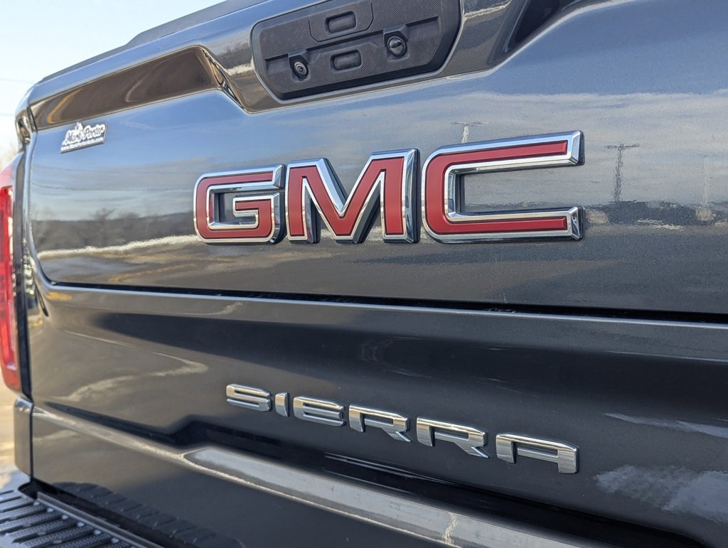 Used 2022 GMC Sierra 1500 SLT w/ SLT Premium Package image 10
