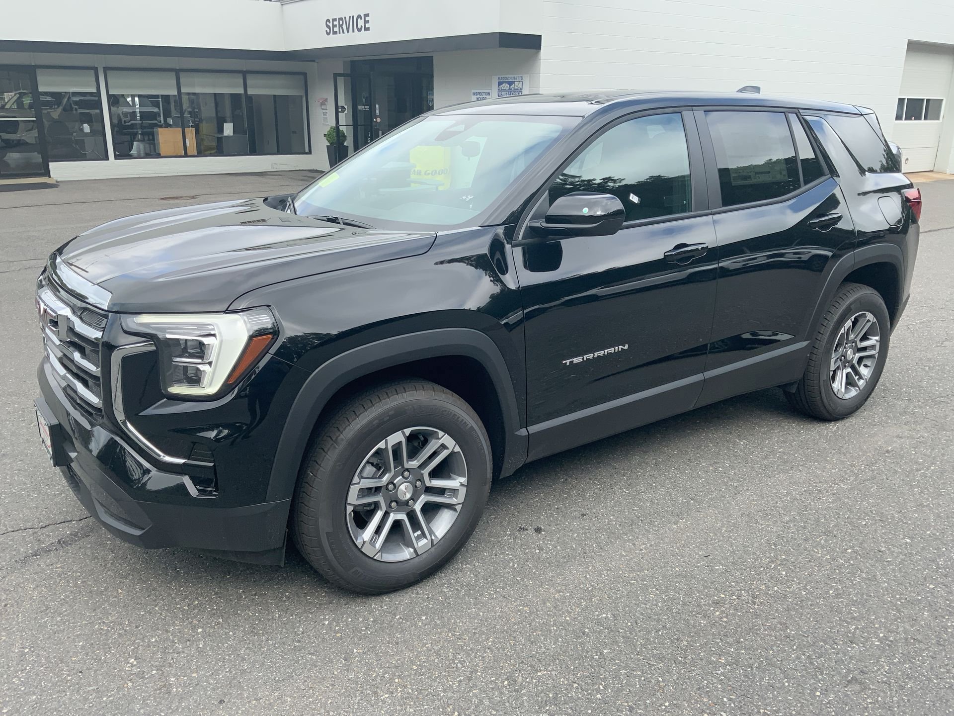 New 2027 GMC Terrain Elevation w/ LPO, Floor Liner Package AWD/4WD image 32