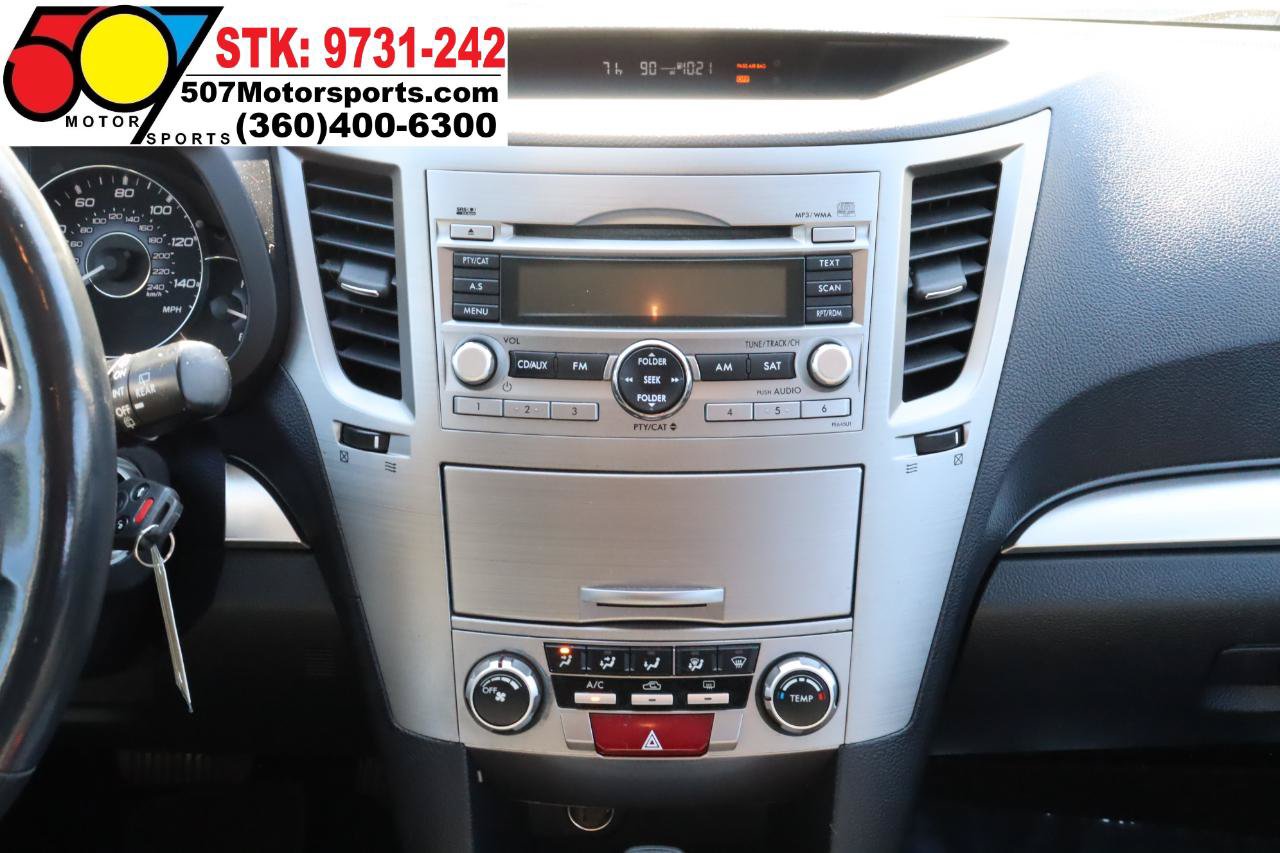 Used 2010 Subaru Outback 2.5i Premium AWD/4WD image 18