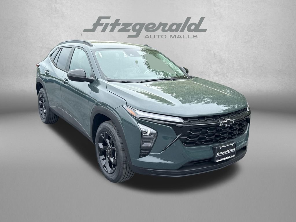 New 2026 Chevrolet Trax LT w/ Driver Confidence Package