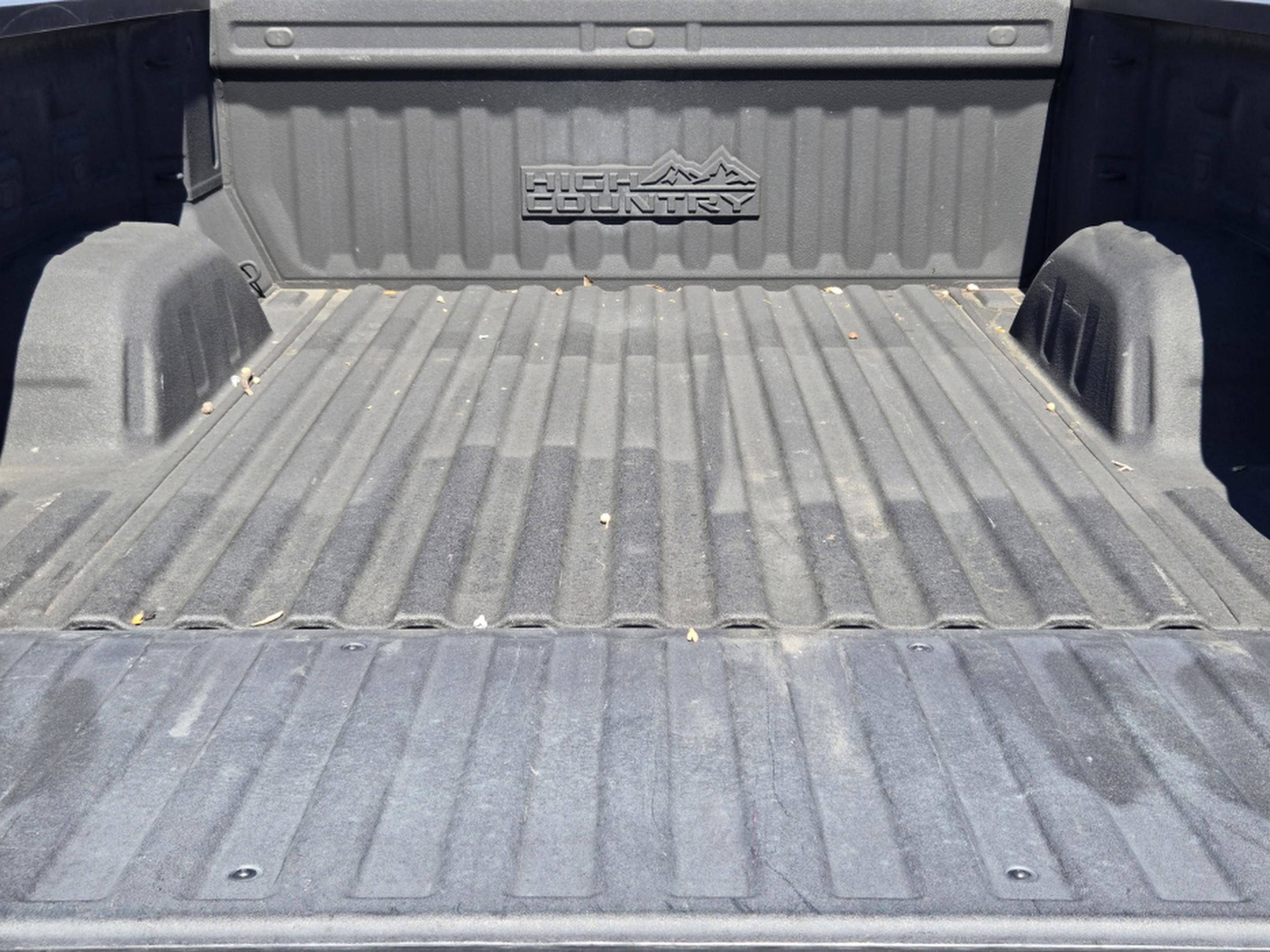 Used 2023 Chevrolet Silverado 1500 High Country w/ Technology Package image 42