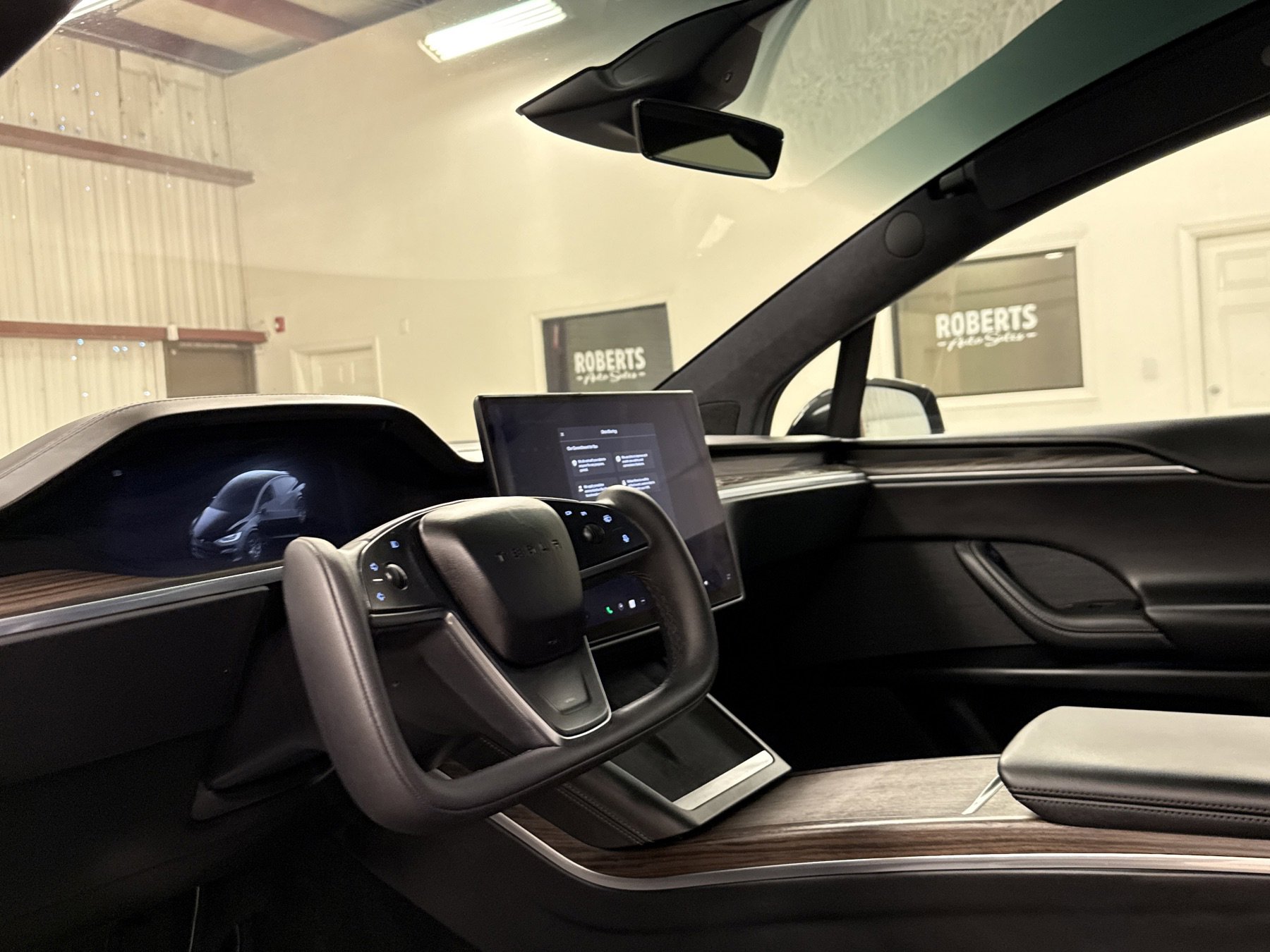 Used 2023 Tesla Model X image 6