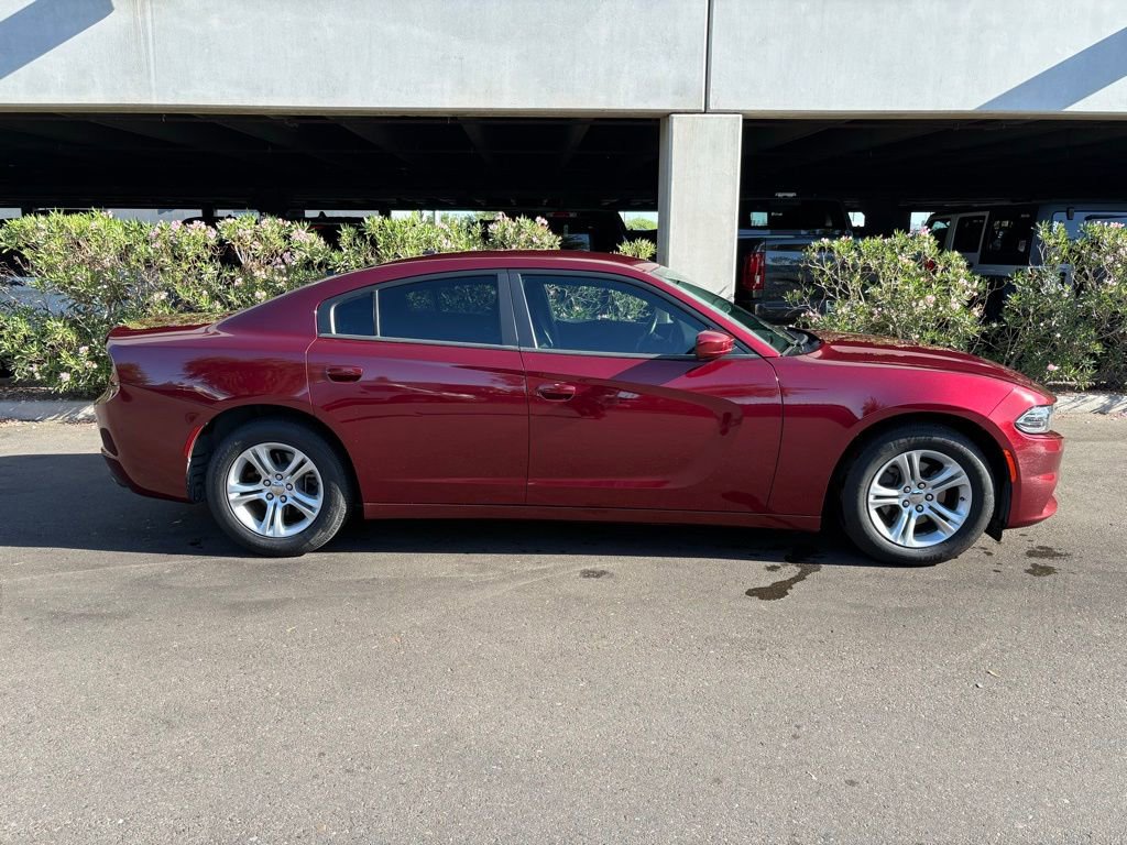 Used 2019 Dodge Charger SXT image 3