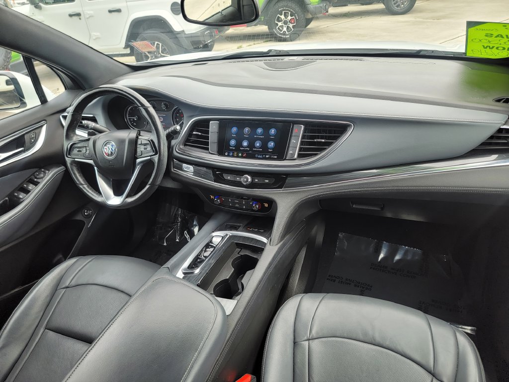 Used 2024 Buick Enclave Essence FWD image 17