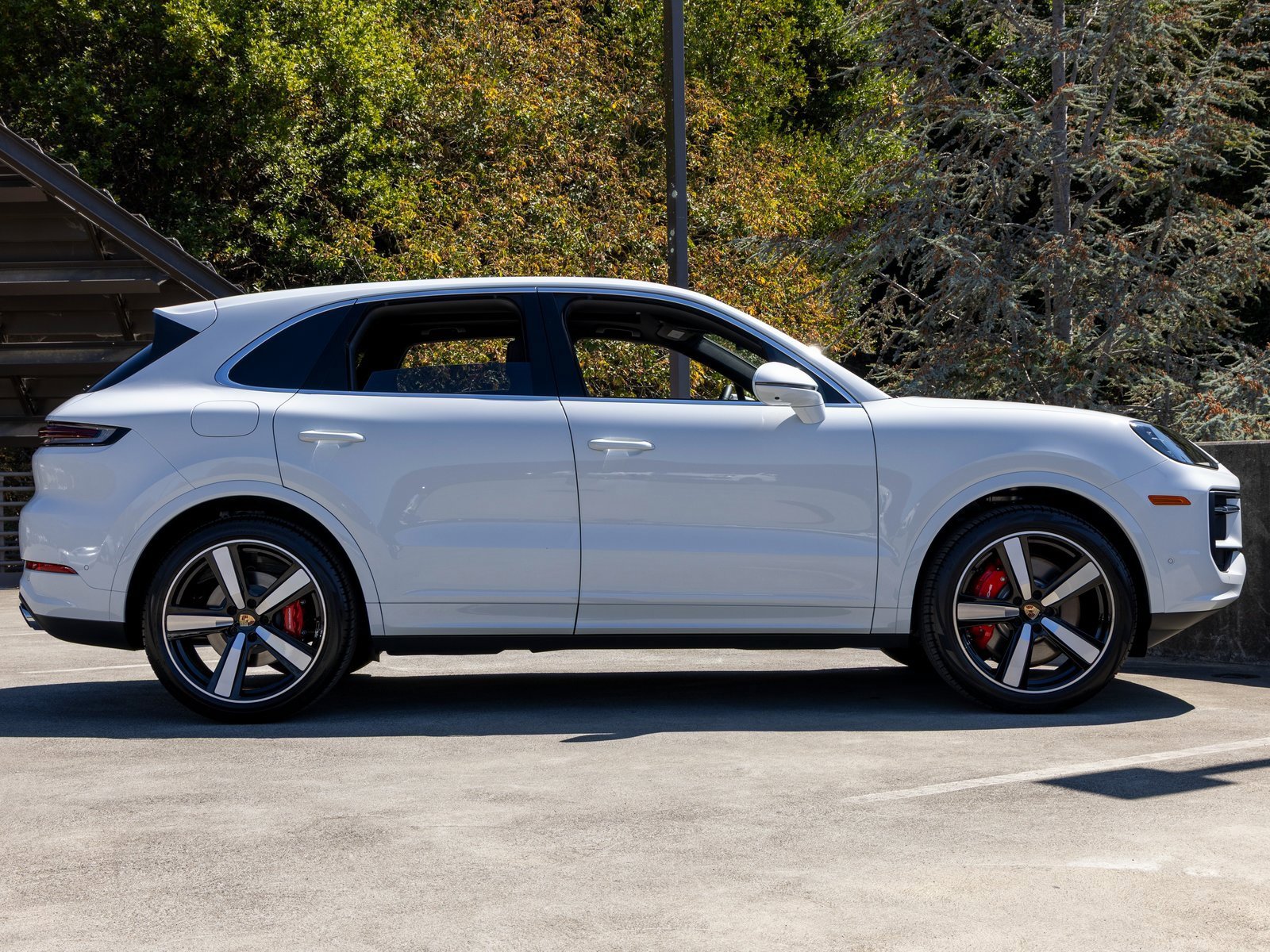 New 2025 Porsche Cayenne S image 12