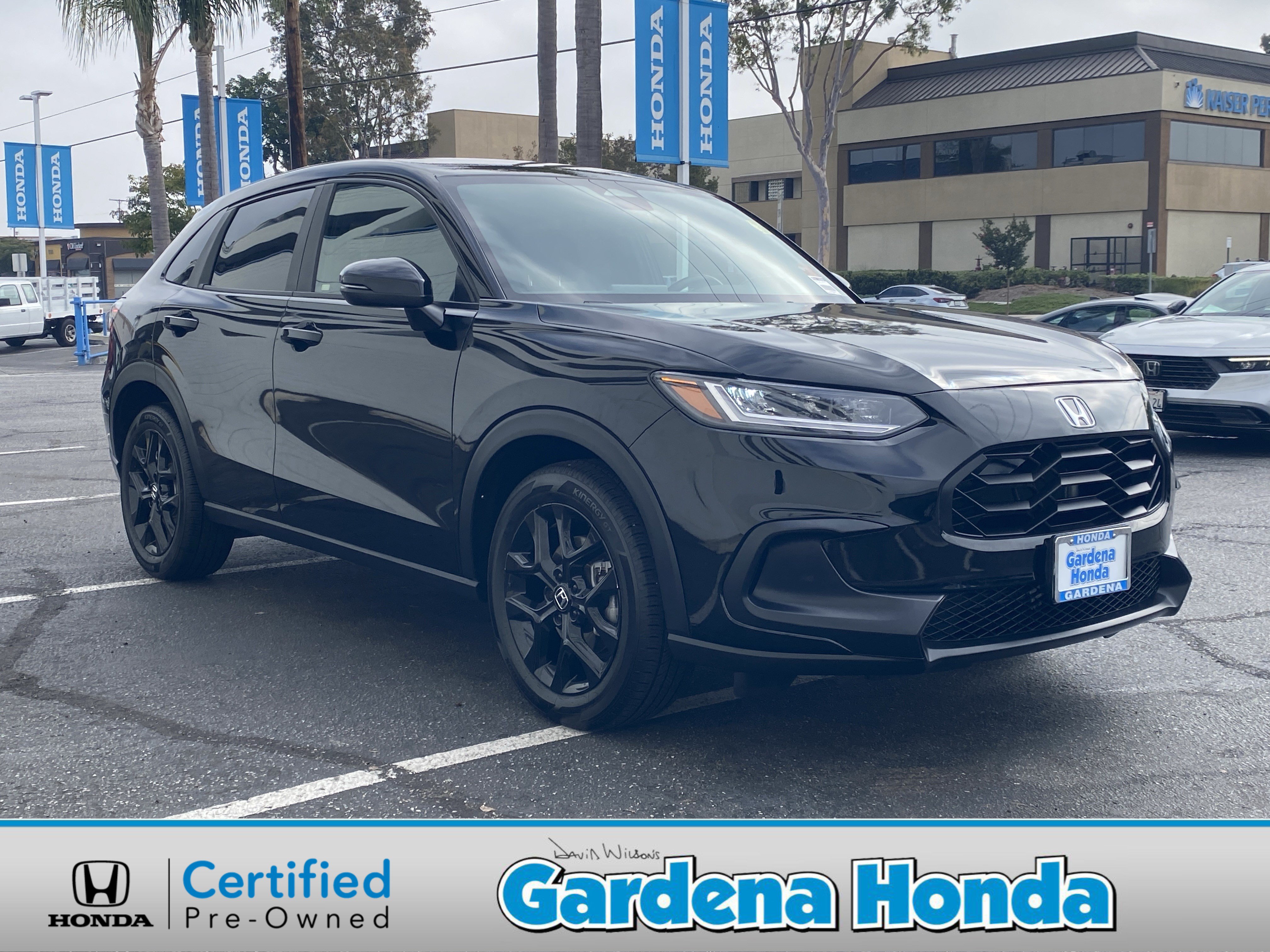 Used 2025 Honda HR-V Sport image 1