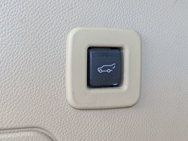 Used 2014 Ford Expedition EL XLT w/ Equipment Group 202A AWD/4WD image 16