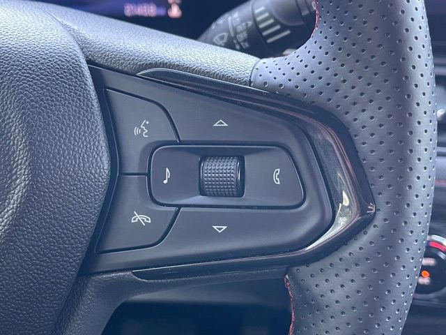 Used 2025 Chevrolet TrailBlazer RS w/ Convenience Package FWD image 7
