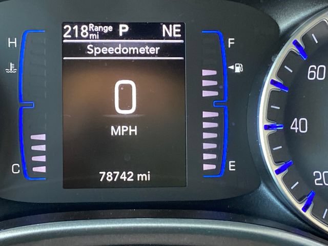 Used 2023 Chrysler Voyager LX FWD image 17