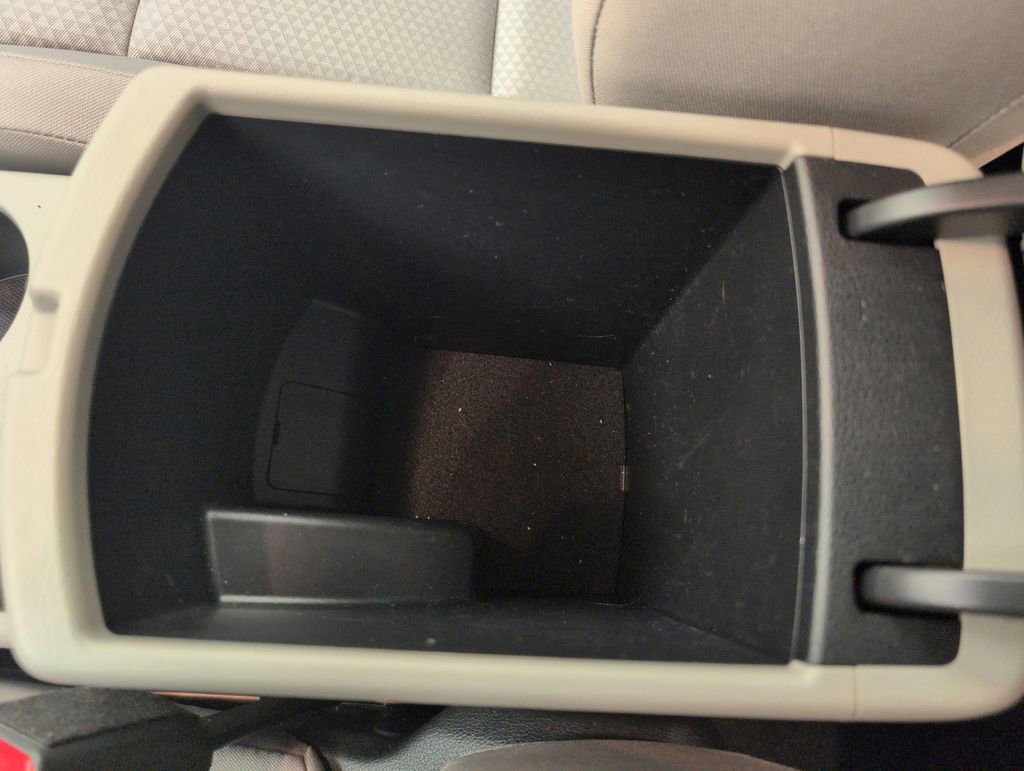 Used 2025 Kia Soul LX w/ LX Technology Package FWD image 38
