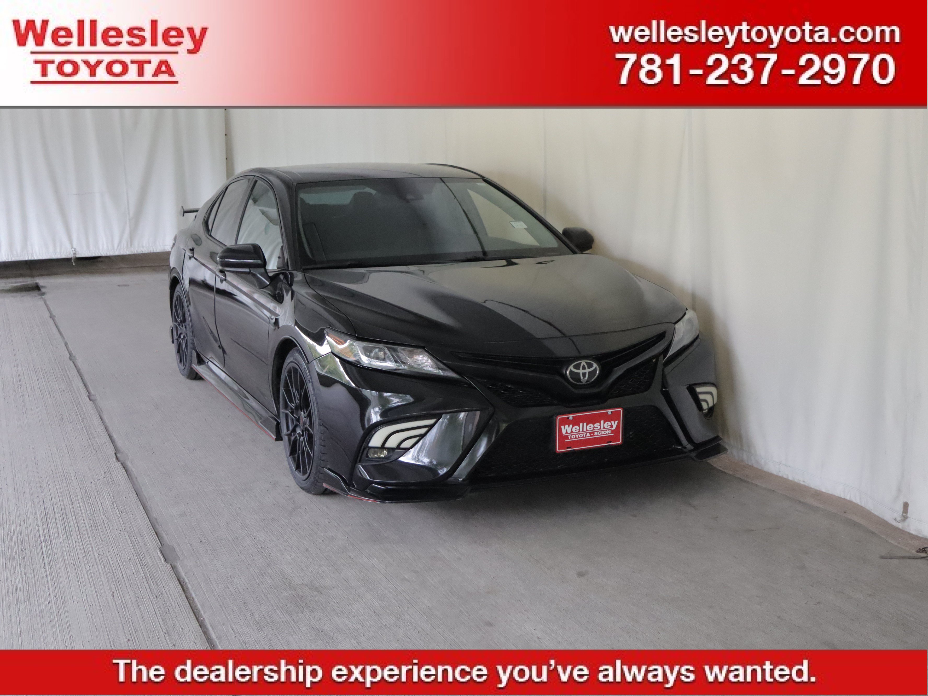 Used 2020 Toyota Camry TRD FWD image 1