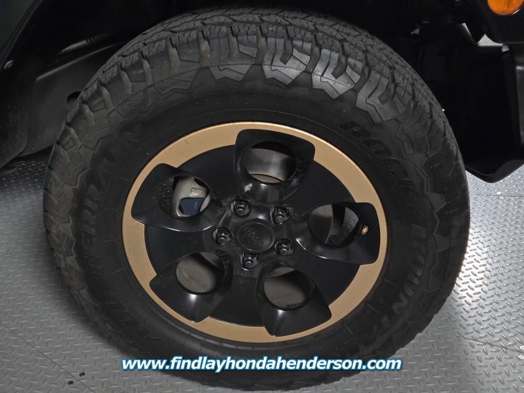 Used 2014 Jeep Wrangler Unlimited Sahara AWD/4WD image 12
