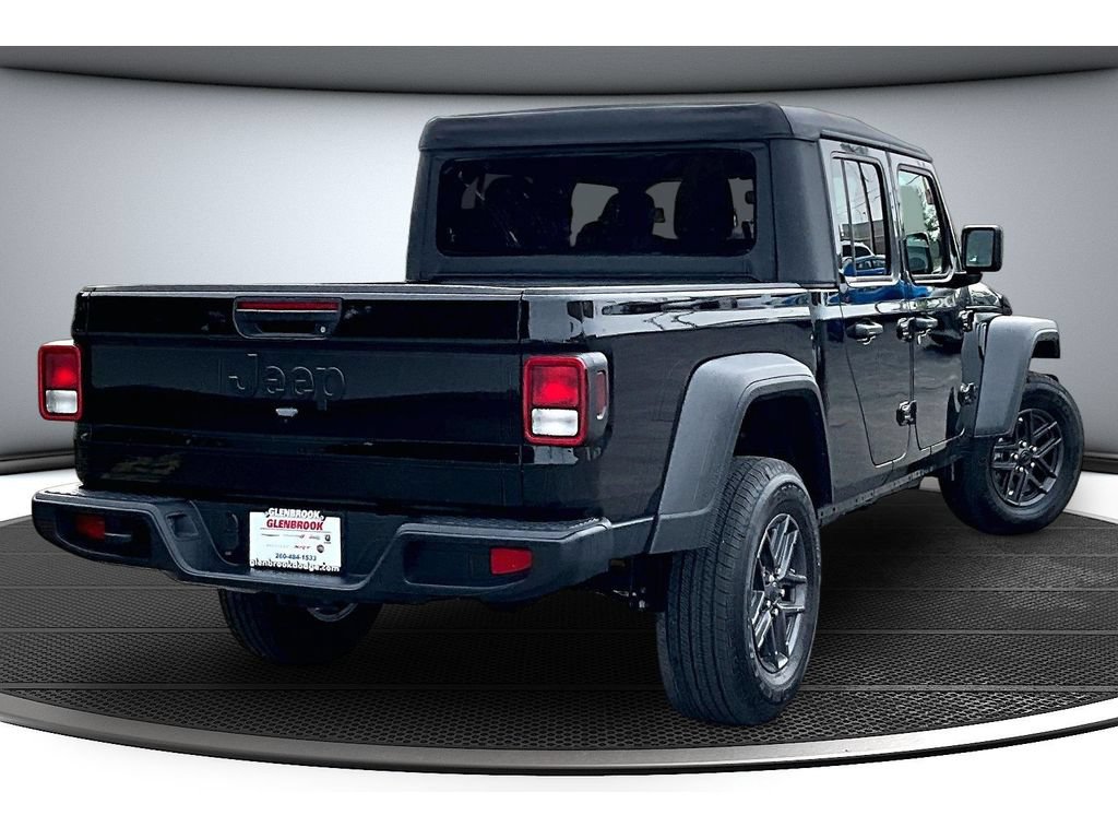 Used 2026 Jeep Gladiator Sport AWD/4WD image 15
