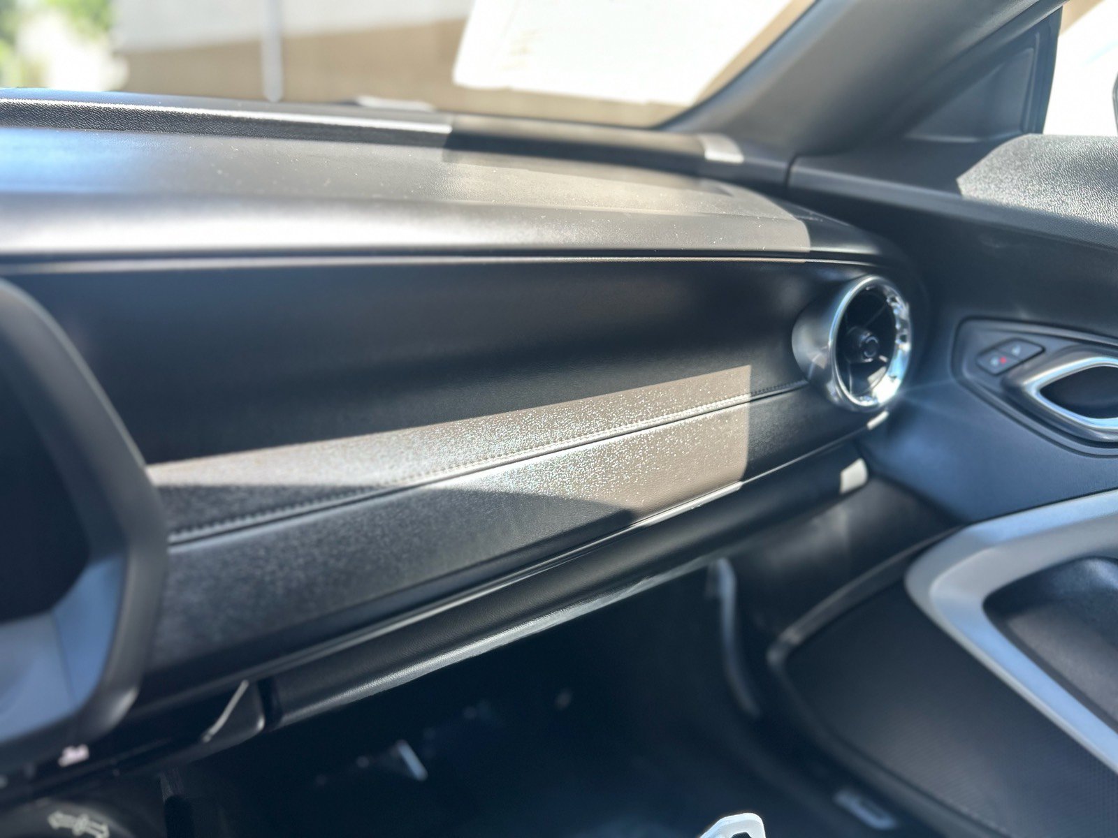 Used 2018 Chevrolet Camaro SS RWD image 26