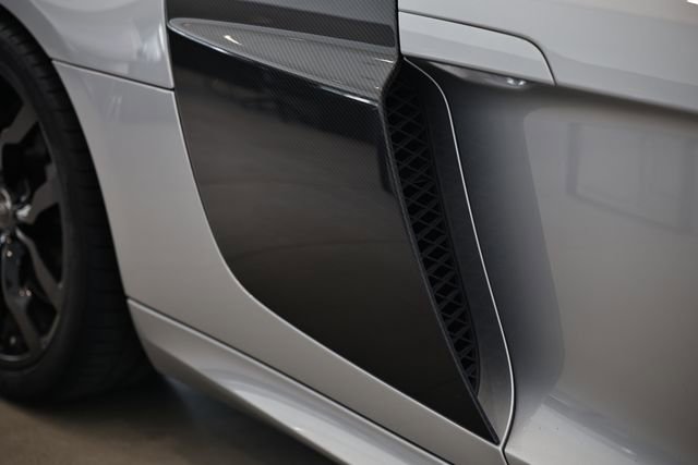 Used 2011 Audi R8 V10 AWD/4WD image 7