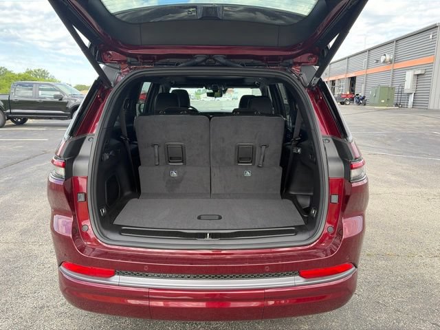 New 2026 Jeep Grand Cherokee L Limited AWD/4WD image 5