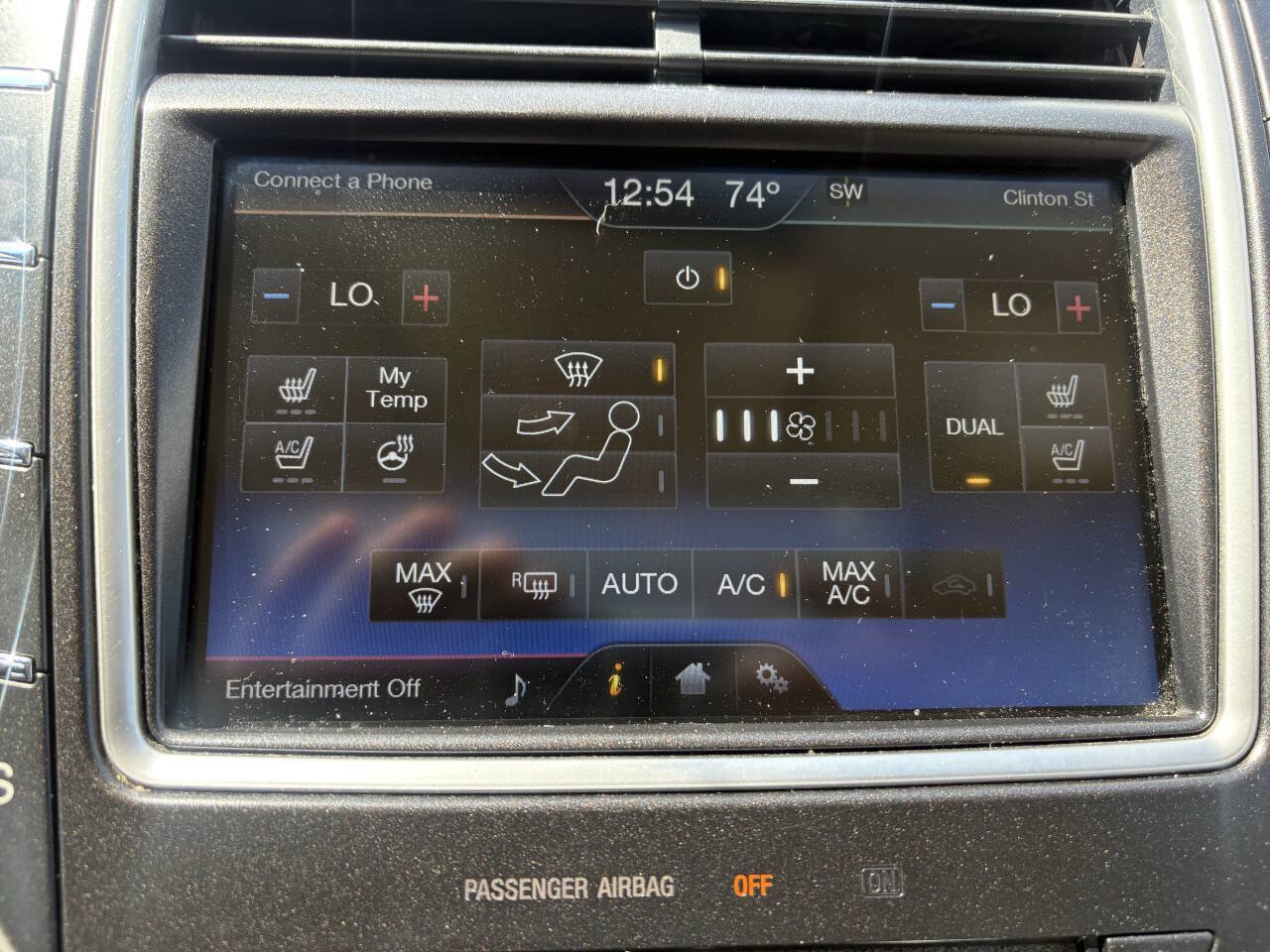 Used 2016 Lincoln MKX Reserve w/ Technology Package AWD/4WD image 12