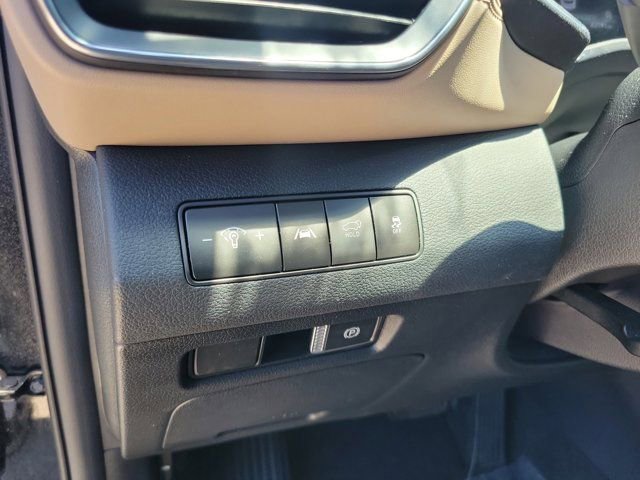 Used 2023 Hyundai Santa Fe SEL FWD image 19