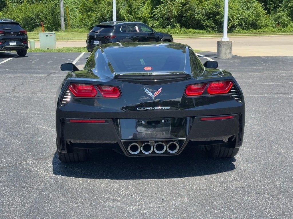 Used 2017 Chevrolet Corvette Stingray Coupe w/ 3LT Preferred Equipment Group RWD image 4