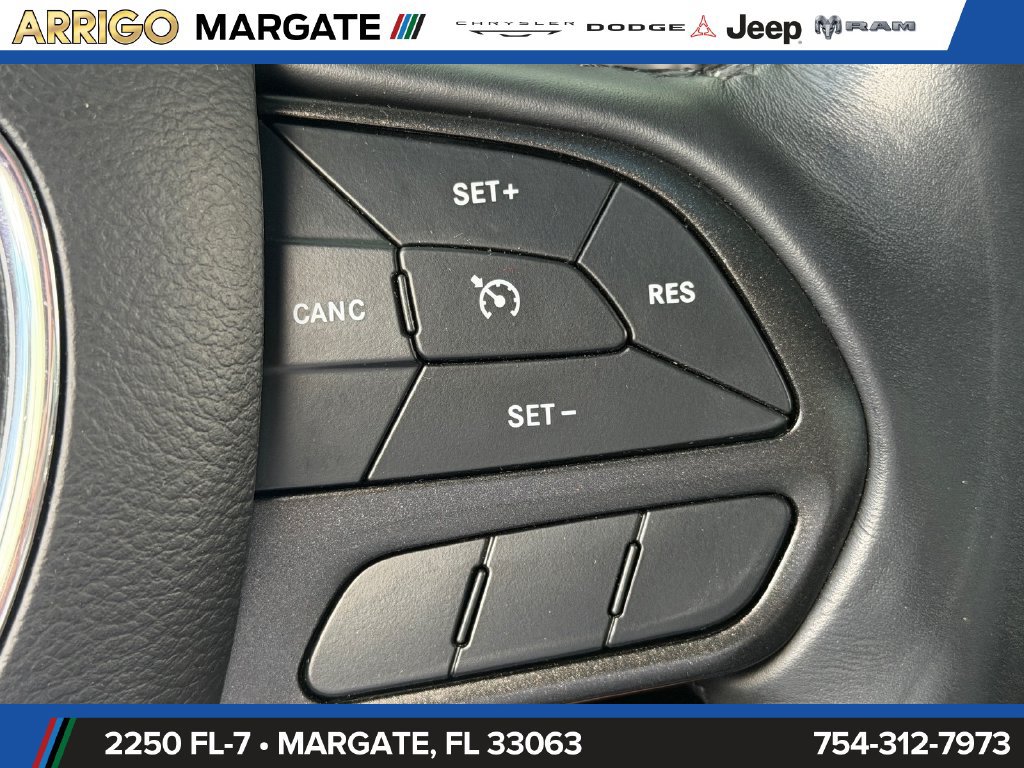 Certified 2023 Dodge Charger SXT w/ Blacktop Package RWD image 28